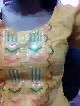 Snapshot of Reeta-rani chatting on October 17, 2025, 4:15 am Reeta-rani online show from October 17, 2025, 4:15 am