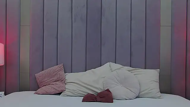 ZoeyNeal online show from March 21, 2026, 2:20 pm