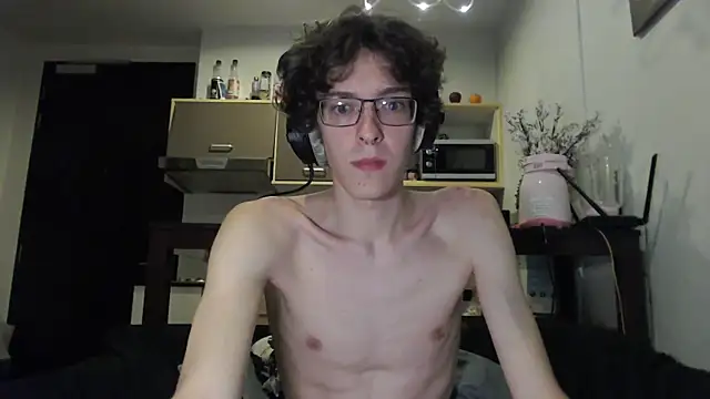 LovesomeCookie online show from October 10, 2025, 5:12 pm