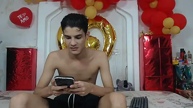 Snapshot of gabo_hotboy chatting on September 19, 2025, 1:40 am gabo hotboy online show from September 19, 2025, 1:40 am