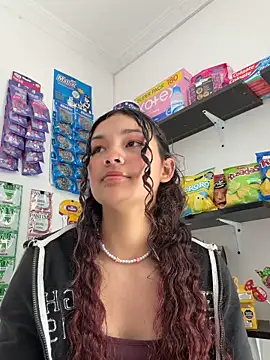 Camilla Miller01 online show from April 2, 2026, 6:27 pm