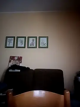 Snapshot of ynroh_87 chatting on May 13, 2026, 4:04 pm ynroh 87 online show from May 13, 2026, 4:04 pm