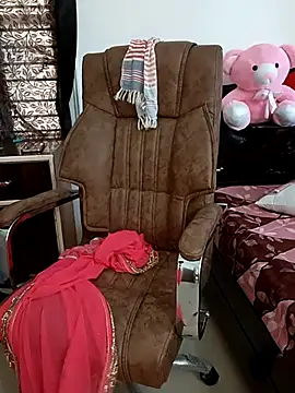 Niharika555 online show from February 4, 2026, 9:04 am