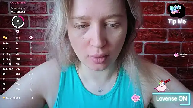 CitrusBlissss online show from April 22, 2026, 2:25 am