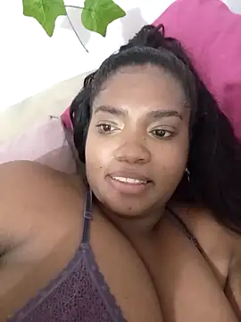 SamaraArtiaga1 online show from September 19, 2025, 3:19 am