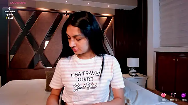 Snapshot of AidaJones chatting on February 11, 2026, 11:26 am AidaJones online show from February 11, 2026, 11:26 am