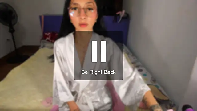 Anais lux online show from May 7, 2026, 1:44 am