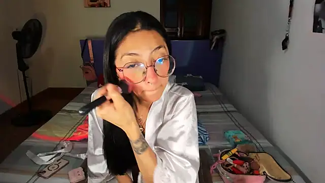 Anais lux online show from May 30, 2026, 11:46 pm