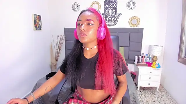 summer williams18 online show from January 9, 2026, 1:36 pm