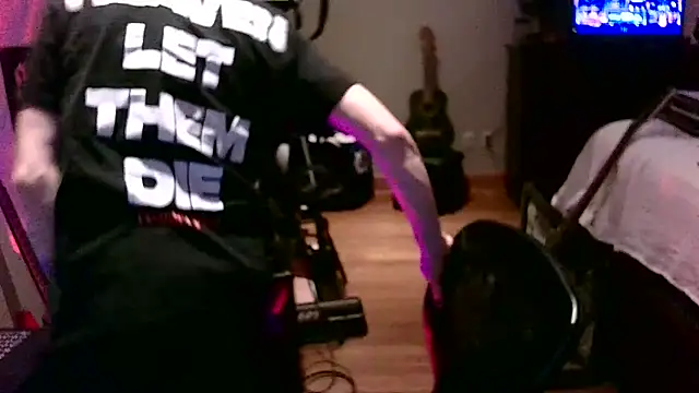 LEVIATHANX666 online show from April 3, 2026, 4:32 am