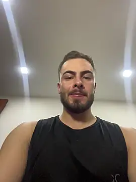 MaxDell online show from April 7, 2026, 3:29 am