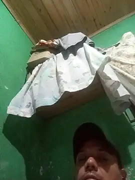 Snapshot of Ridick2025 chatting on April 4, 2026, 5:38 am Ridick2025 online show from April 4, 2026, 5:38 am