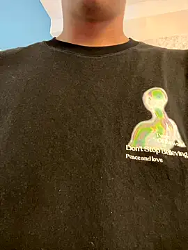 Snapshot of ErosVale chatting on September 30, 2025, 5:23 am ErosVale online show from September 30, 2025, 5:23 am