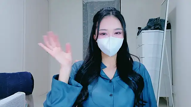 ramuchan desu online show from April 11, 2026, 12:15 am