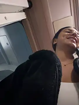 Sarahcutexoxox online show from March 7, 2026, 10:45 am