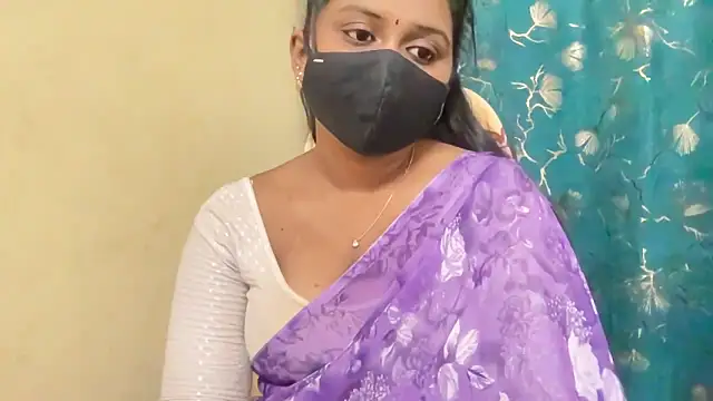 Pavani-Sexy online show from May 9, 2026, 6:02 pm