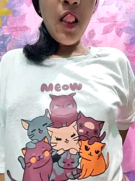 MariaEva69 online show from September 18, 2025, 8:44 pm