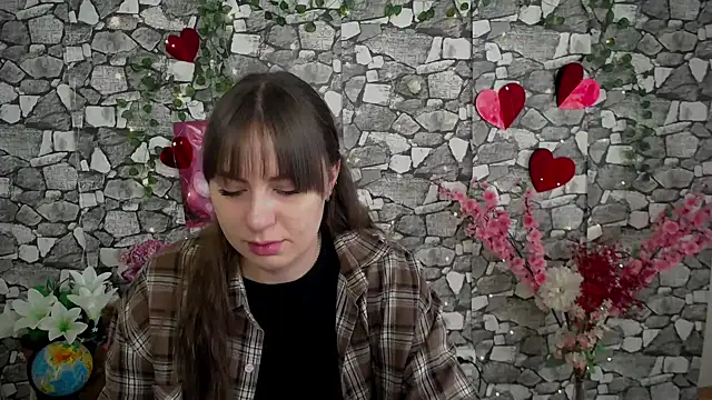 Amanda Bright  online show from November 14, 2025, 6:45 am