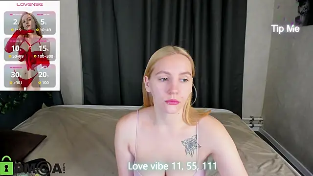 Anna Chelsea online show from October 21, 2025, 12:44 am