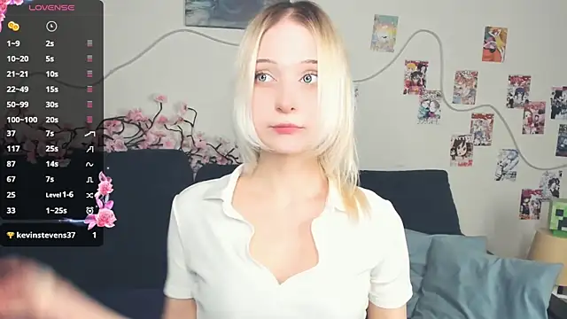 Megan--chan online show from March 6, 2026, 5:09 pm