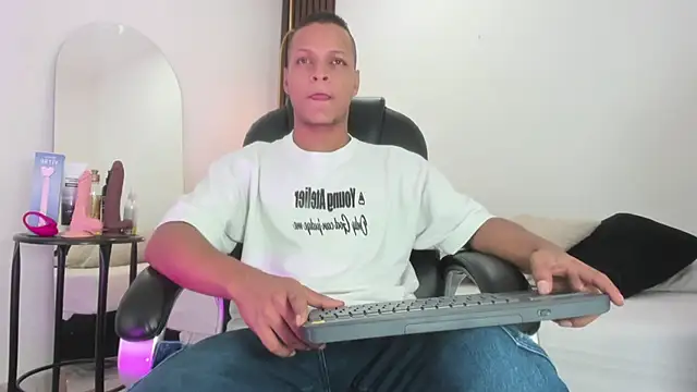 Ricky Owens1 online show from September 11, 2025, 12:49 pm