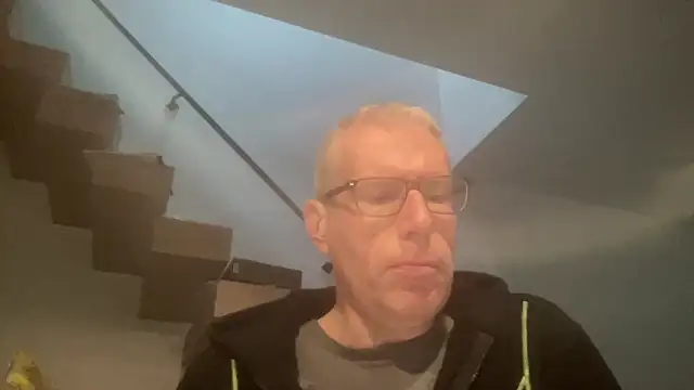 choupipat1 online show from March 7, 2026, 6:54 am