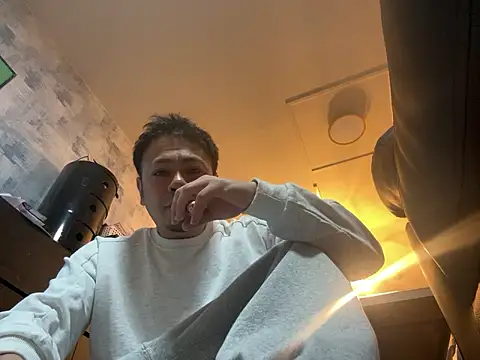 muut1215 online show from March 2, 2026, 4:03 pm