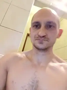 Radsjxh online show from December 21, 2025, 9:00 pm