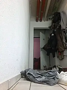 Snapshot of a7ex chatting on January 7, 2025, 12:34 am a7ex online show from January 7, 2025, 12:34 am