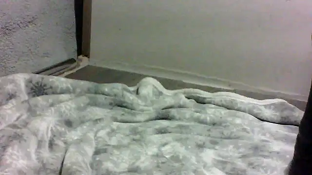 Snapshot of lovemedirty chatting on February 19, 2026, 4:19 am lovemedirty online show from February 19, 2026, 4:19 am