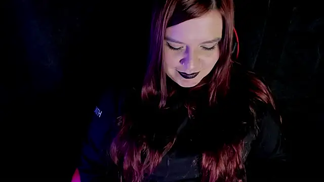 Snapshot of Moon_Dark520 chatting on February 5, 2026, 1:54 am Moon Dark520 online show from February 5, 2026, 1:54 am