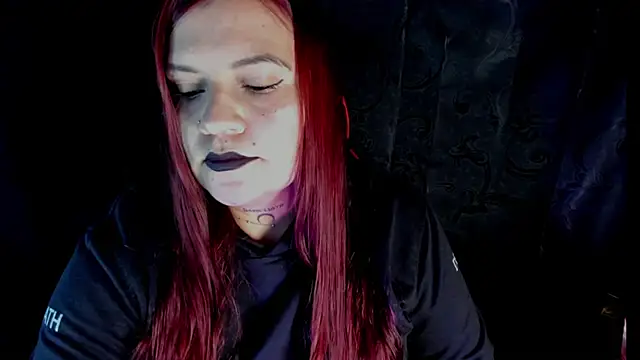 Snapshot of Moon_Dark520 chatting on February 13, 2026, 2:18 am Moon Dark520 online show from February 13, 2026, 2:18 am