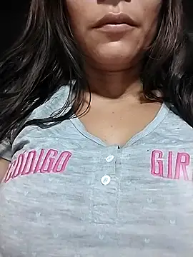 dyjaA online show from October 31, 2025, 10:27 am