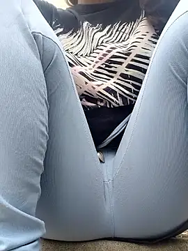 dyjaA online show from March 13, 2026, 6:14 pm