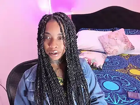 Pauline Fox online show from April 14, 2026, 3:45 am