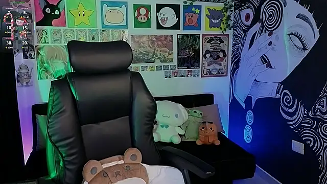 Yuhwan  online show from December 5, 2025, 7:32 pm