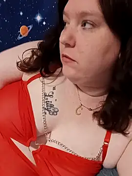 Feuchtekitty92xh online show from September 16, 2025, 7:37 pm