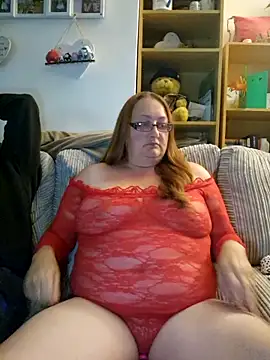 Snapshot of Luscious-LucyXX chatting on June 7, 2026, 8:12 pm Luscious-LucyXX online show from June 7, 2026, 8:12 pm