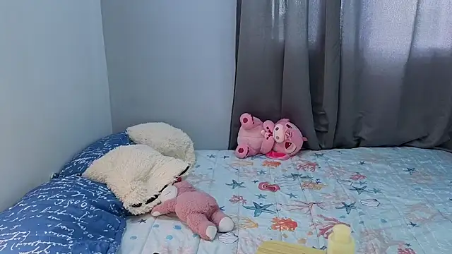 Penelophe01 online show from March 30, 2026, 8:10 pm