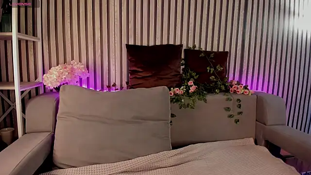 Casey Sweeet online show from May 19, 2026, 9:26 am