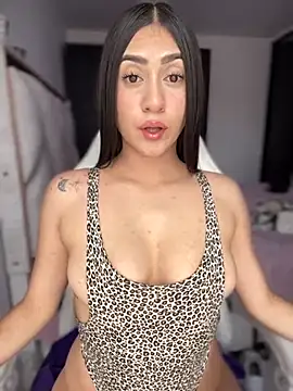 isabela l online show from February 5, 2026, 4:55 pm