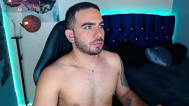 Snapshot of adamhairy chatting on May 14, 2026, 7:42 pm adamhairy online show from May 14, 2026, 7:42 pm