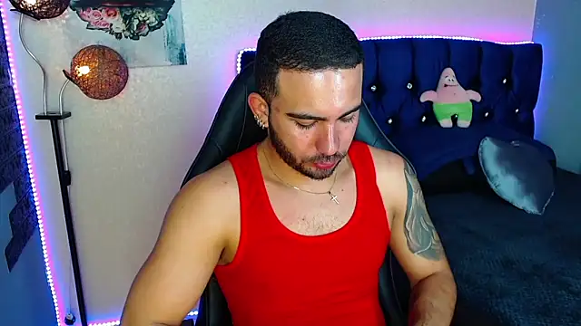Snapshot of adamhairy chatting on May 16, 2026, 8:07 pm adamhairy online show from May 16, 2026, 8:07 pm
