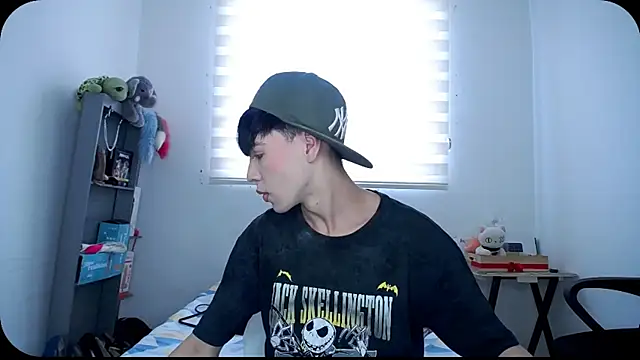 lucky stricke online show from September 27, 2025, 8:03 pm