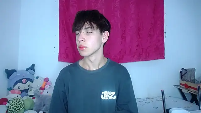 lucky stricke online show from November 13, 2025, 4:00 am