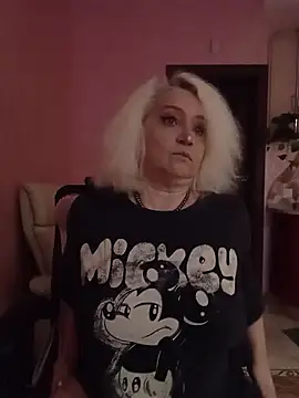 SquirtMilf00 online show from September 22, 2025, 2:24 am