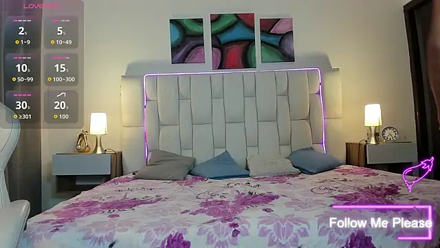 nextboywell1 online show from June 3, 2026, 2:58 am