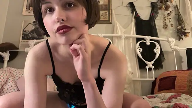 Snapshot of urbbydollxx chatting on June 17, 2026, 9:01 am urbbydollxx online show from June 17, 2026, 9:01 am