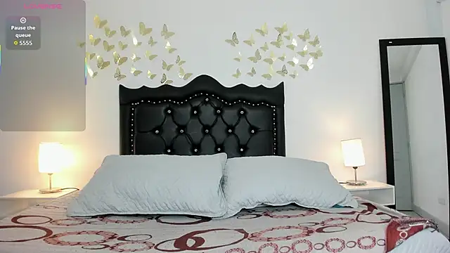 SabinaDeluxe cg online show from February 17, 2026, 1:07 pm