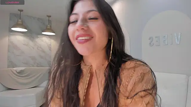 Snapshot of EsmeraldaGrace1 chatting on October 4, 2025, 3:15 am EsmeraldaGrace1 online show from October 4, 2025, 3:15 am